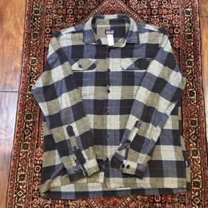 Patagonia Casual Shirt Size M